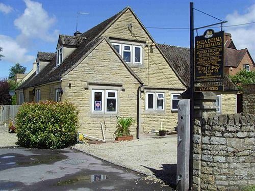 Bella Dorma Bed and Breakfast, a Cotswold stone house on Station Road